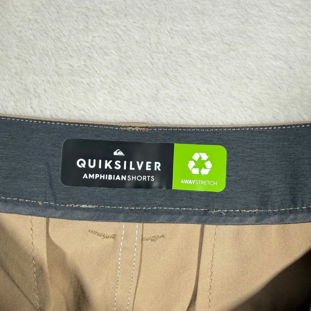 Quiksilver Amphibian Shorts Mens Size 32 Khaki 4 Way Stretch Quick Dry Shorts